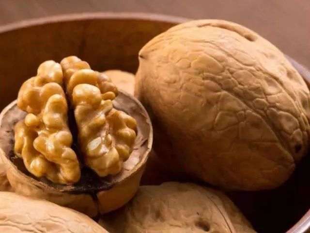 西葫芦|不想糖尿病缠身,4样“零食”经常吃,血糖平稳,比打胰岛素强