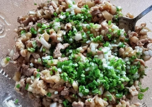 用它来包饺子,便宜实惠又香浓多汁