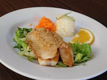 中老年人|抗衰老的“秘方”,就藏在寻常食物中,助你吃得香、皮肤光滑弹性