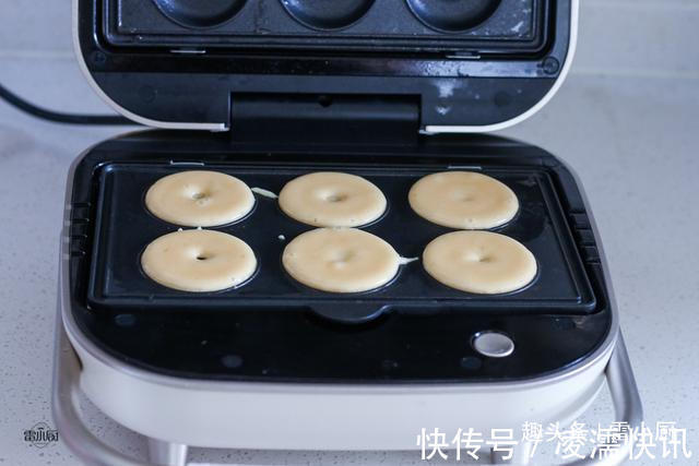 松软|我给女儿做的早餐，5分钟上桌，10分钟光盘，松软香甜，一口一个