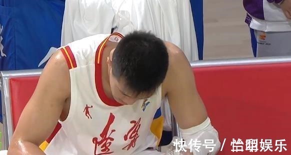 王化东|京辽大战!周琦受伤,郭艾伦手感冰凉,杨鸣怒吼裁判和队员!