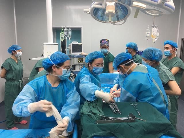 产妇|产妇:我想上厕所“大号”,护士听后脸色变了,连忙飞奔找医生