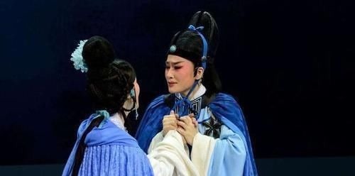 词作!宋代一个考生,落榜后不服气,写下一首狂妄词作,竟成千古绝唱