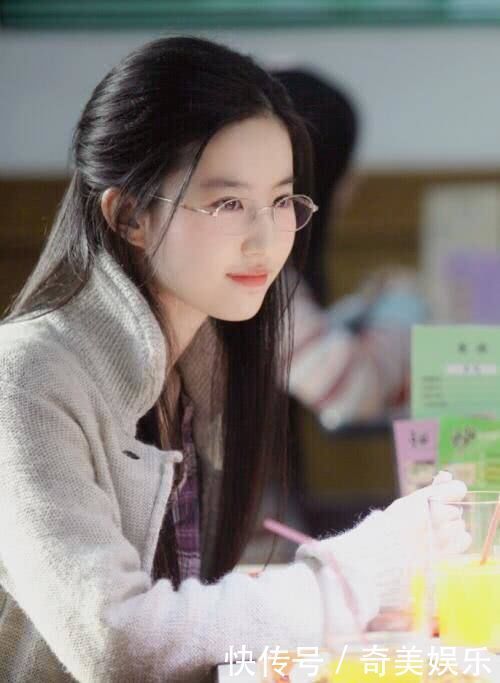 东方人|女生自以为好看的4种发型,其实都是“踩雷”款,直男大多都反感