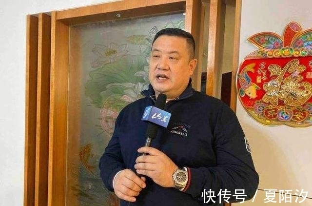 教练|哈德森怒抢战术板，徐长锁宫鲁鸣看戏，山东男篮豪华教练组成摆设