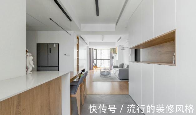 新房|50岁大婶晒新房,浅色调搭配着定制柜,全屋都充满了“温馨感”!