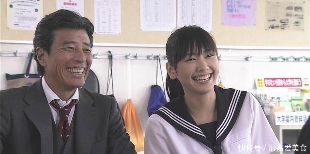 人贩|“最慌爸爸”医院抱娃,神色慌张似人贩,护士笑翻:我差点报警