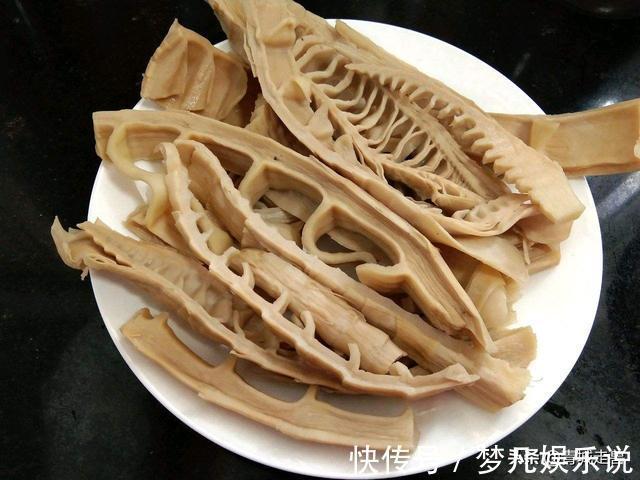 体重|女人腹部赘肉多,建议平时多吃这5种食物,体重蹭蹭掉回两位数