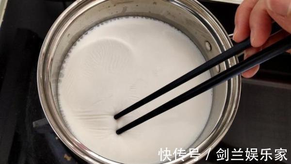 想吃|想吃双皮奶不用顶着大太阳出去吃了,自己在家做,再简单不过