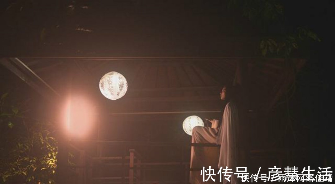 怨#明代才女被负心汉抛弃,终日里以泪洗面,写下一首诗道尽相思之苦