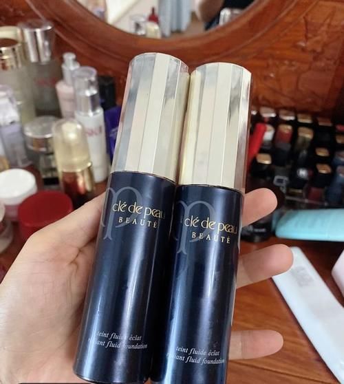 想打造嫩白的“奶油肌”？这5款遮瑕效果超好的粉底液，别错过