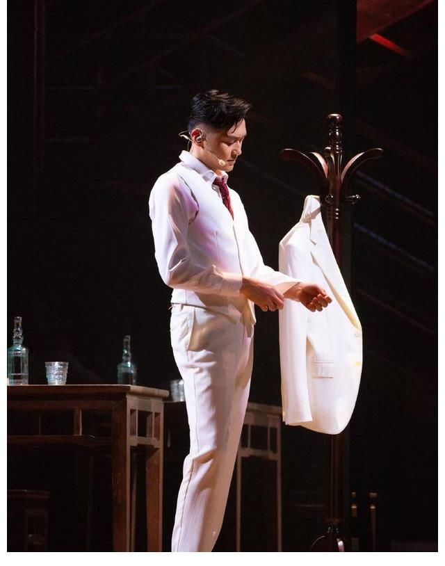 張?jiān)讫坾哥哥第五期公演，吐槽芒果TV三宗“罪”