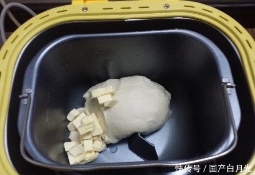 鸡蛋|吐司面包不用出去买了,1个鸡蛋1碗面,自己在家就能做,口感超赞