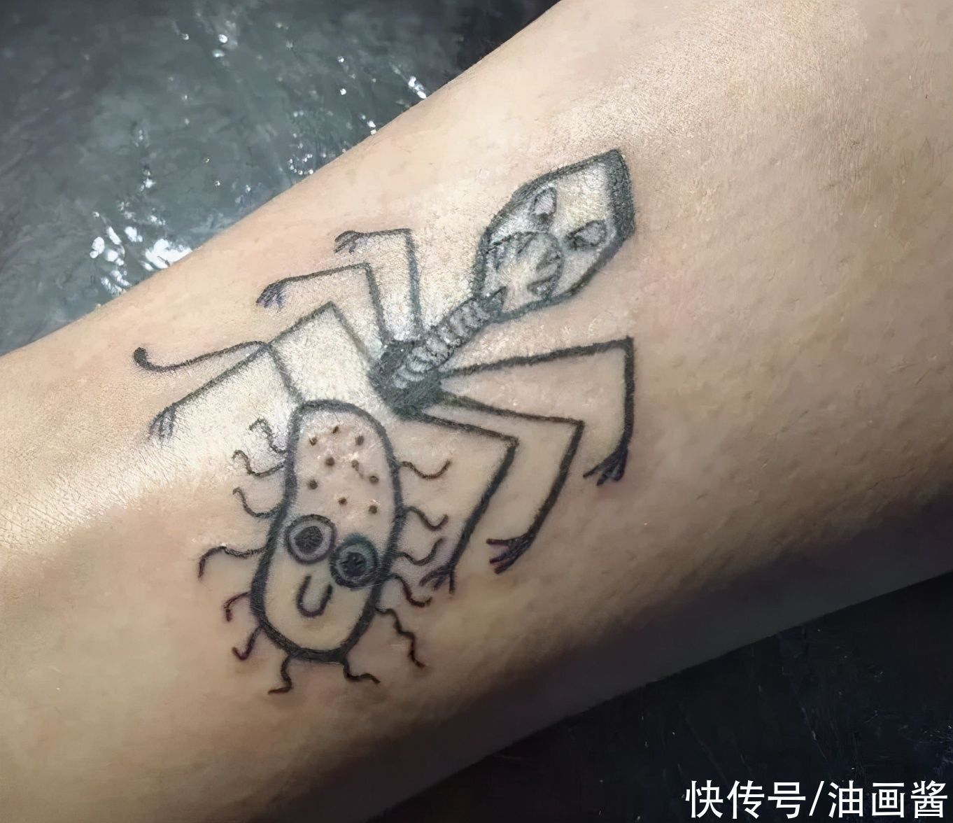 古怪|不会画画的纹身师,纹出歪扭的小纹身,生涩俏皮让人忍俊不禁