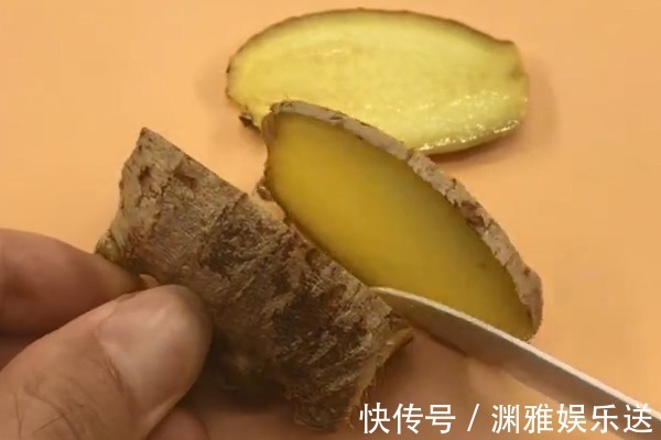 干涩|把生姜敷在眼睛上，真是太厉害了，解决了很多男人女人的大烦恼