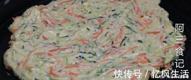 辣椒油|太香了,这才是黄瓜最好吃的做法,不炒也不腌,营养开胃又解馋!