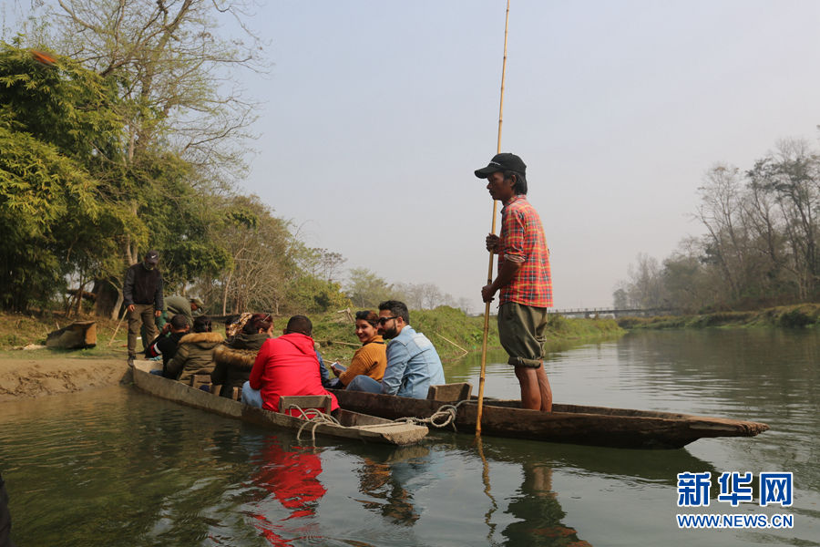 畅游尼泊尔奇特旺的拉菩提河