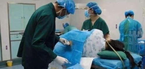 分娩|“谢谢我不喜欢喝牛奶”,产妇剖腹产闹笑话,护士忍不住笑出声