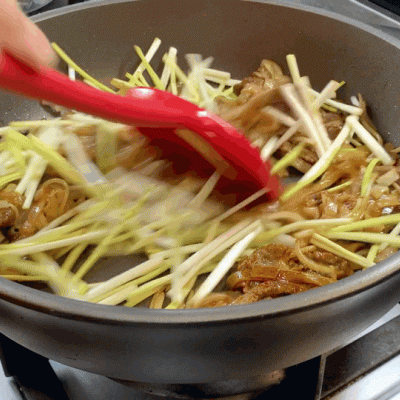豆芽|干炒牛河｜沉浸式｜干香焦爽｜盘底无油｜超级详细
