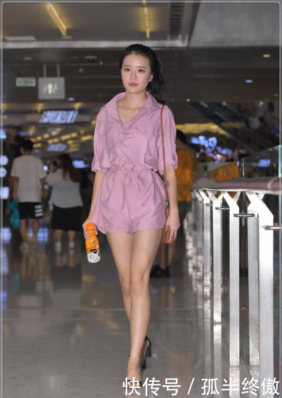 个性有了任性,女性骨子里的美得以更好地展现