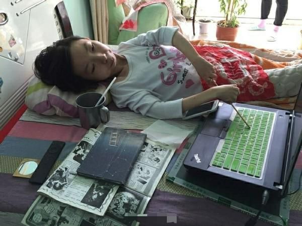 “山西女梵高”张俊莉，8岁瘫痪，卧床34年，水彩画获省级大奖