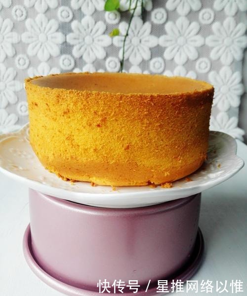 这个蛋糕少糖无油,营养健康容易做,你喜欢吗?