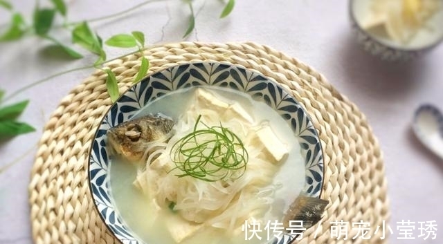 它是鱼腥的“死对头”，炖鱼时加1勺，鱼肉更鲜嫩，一点也不腥
