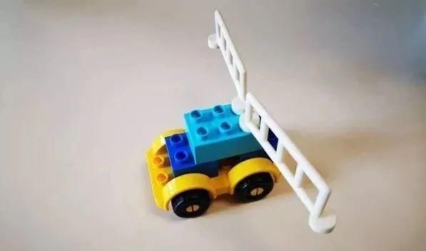 发育|孩子从小玩这3种玩具,智力发育快人一步,家长不要心疼钱