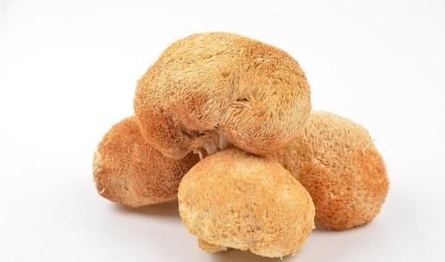 黑芝麻|有白头发最好不要染，常吃这几样食物，或可以改善白发