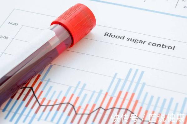 胰岛素|患有糖尿病后,该如何控制血糖?饮食注意这5点,或能稳定血糖