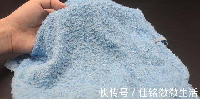 不管毛巾多脏多黄，试试这样泡一泡，洗完的毛巾又软又干净，实用！
