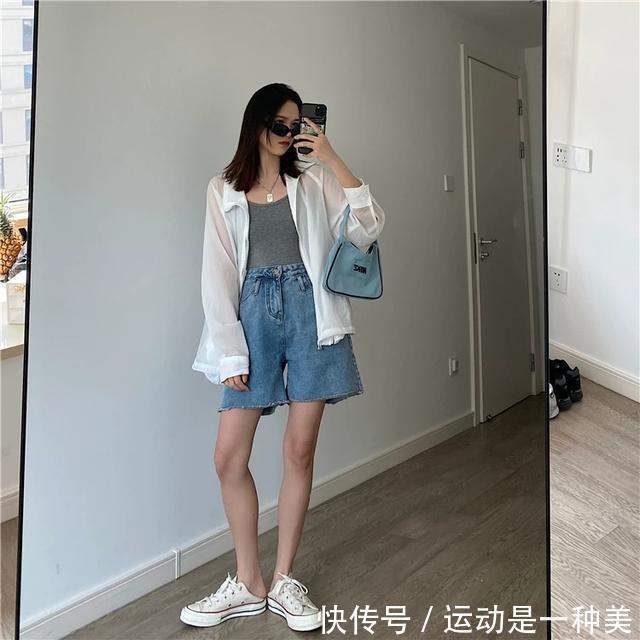 会打扮的女人,秋天未必要买太多衣服,选对“颜色”就能提升气质