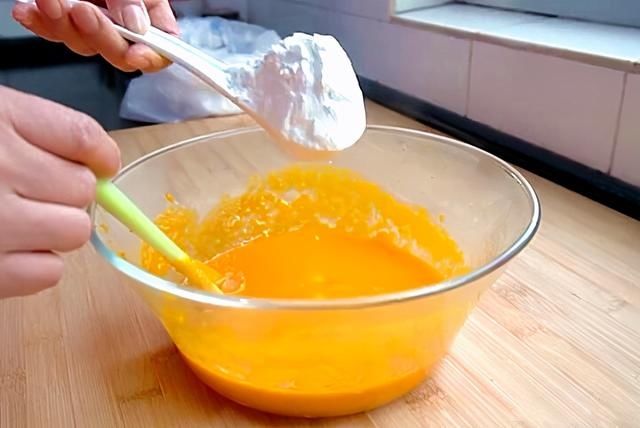 面食|早餐学会这样做,外酥里甜,营养好吃特解馋,出锅孩子抢着吃