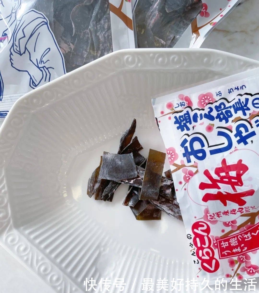 怕胖的女孩们看这里!低卡零食测评合集来啦!