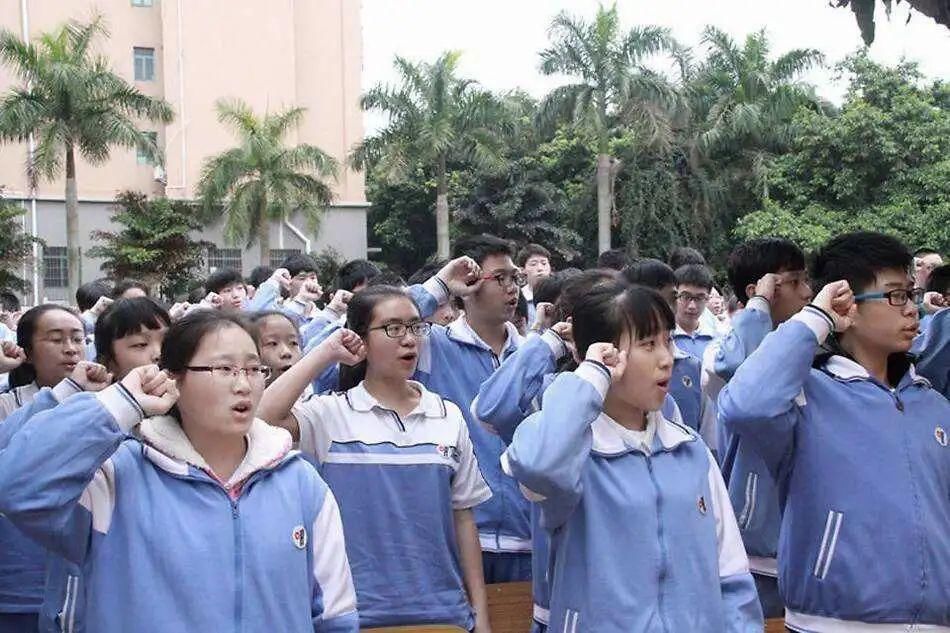 斗门一中|后悔！学霸进名校变“学渣”，鸡头凤尾如何选？