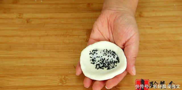 馅料|教你糯米芝麻小糖饼的做法,外酥里糯,馅料香甜,大人孩子都爱吃