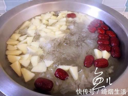 苹果|不论男女,早晨空腹吃它,等于慢跑1小时,清肠排便,口臭也消失