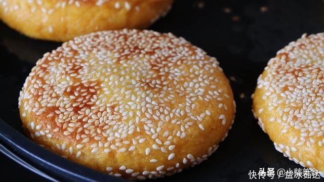 红薯这吃法太香了,老做法教会你,春节家宴做一锅,端上桌就扫光