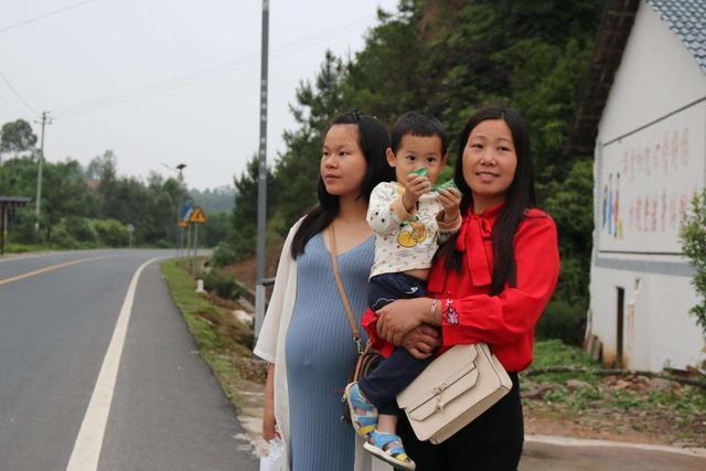 皮肤|最美婴儿走红,一出生就长得这么好看,网友:我愿意等她长大