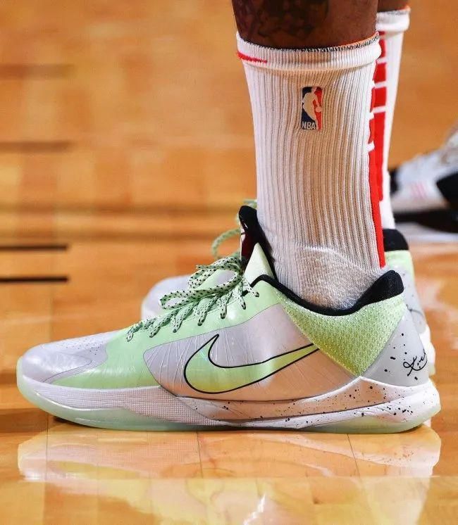 鞋王塔克晒出「白金 ZK6」！网友：真希望能市售！