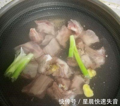 酥脆|这道酥脆孜然排骨，每天吃都吃不够！这道酥脆孜然排骨，每天吃都吃不够！