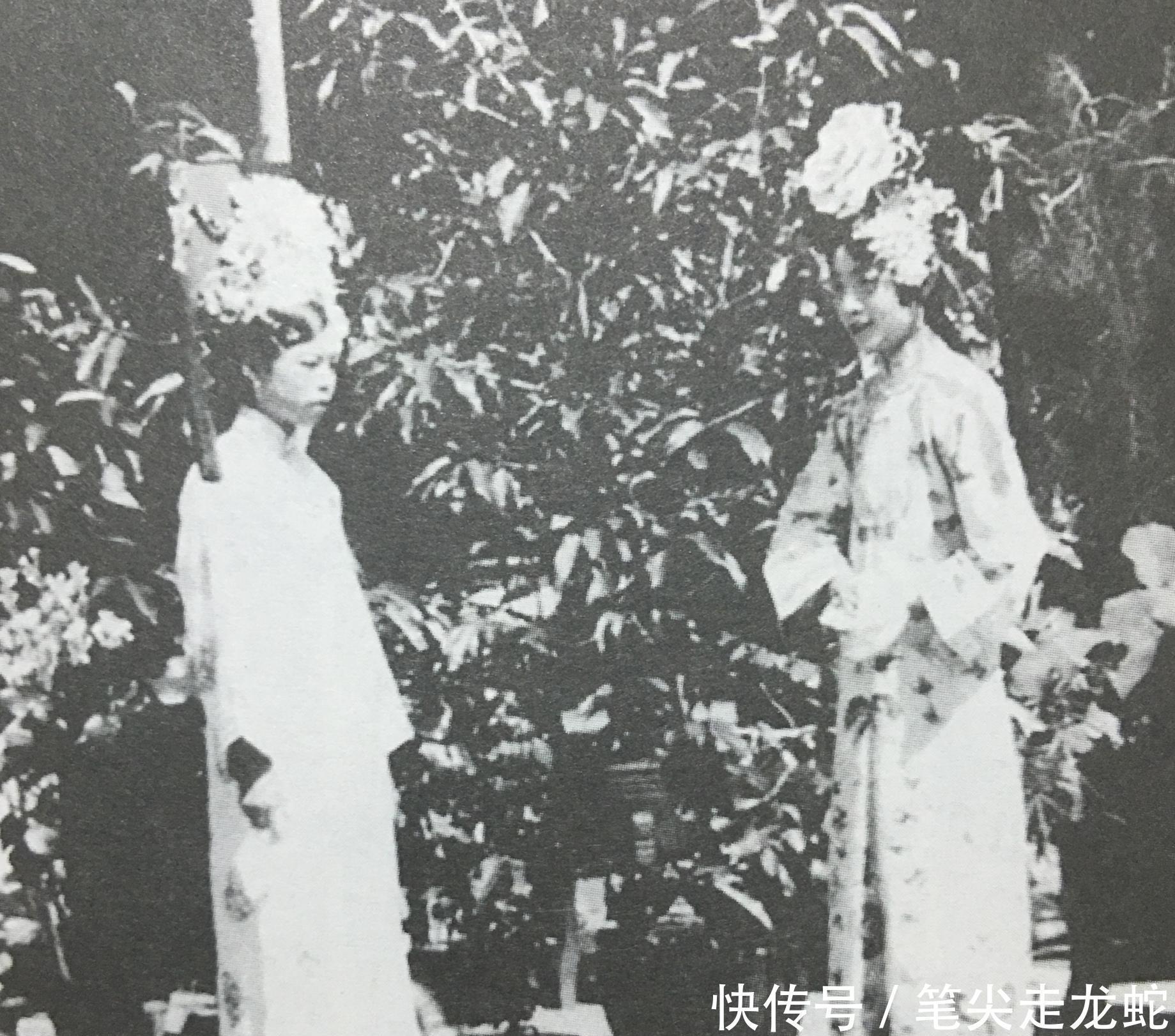 张张|婉容和文绣合影，张张经典，貌合神离！