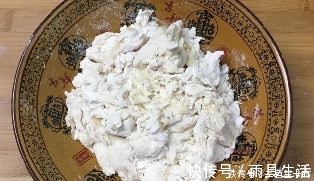 麻酱|想吃麻酱烧饼吗老阿姨教你自己在家做，酥脆香甜，个个鼓大包