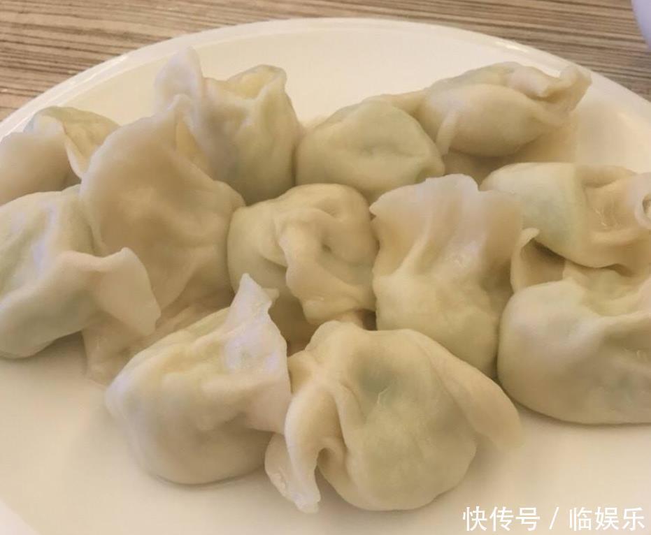 天冷吃饺子,我家只包这饺子馅,保护眼睛长个子,孩子可要多吃