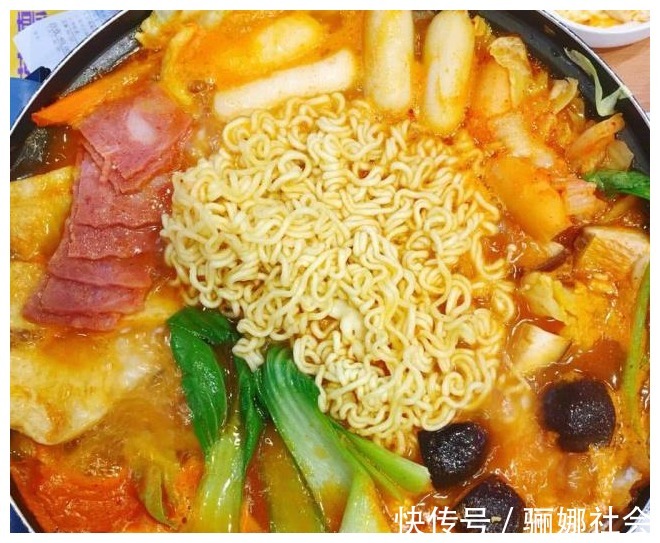 牛羊肉卷|半夜肚子饿?这2样小火锅,快手又好吃,学会了,顿顿宵夜有着落