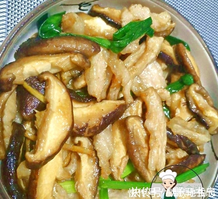 鲜香|爱吃香菇放过此做法，简单炒一炒，鲜香嫩滑，连挑食的孩子都爱吃