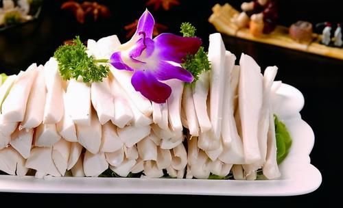 聪明女性喜欢吃3种食物，排毒养颜、增强体质，早吃早受益！