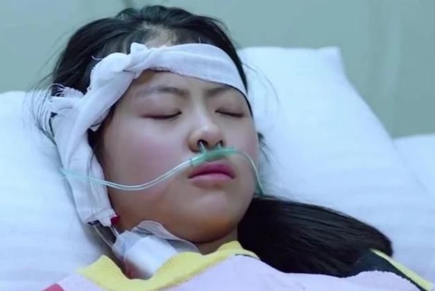 女生|女生月经期，为什么会排出像“肉”一样的血块？女网友：影响怀孕吗？