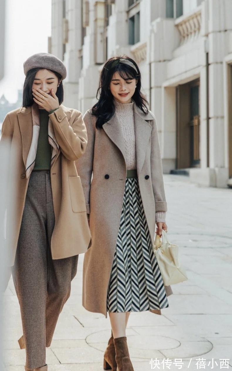 女人味|奔三奔四的女人,今年建议多穿“黑色大衣”,这样搭简约又显气质