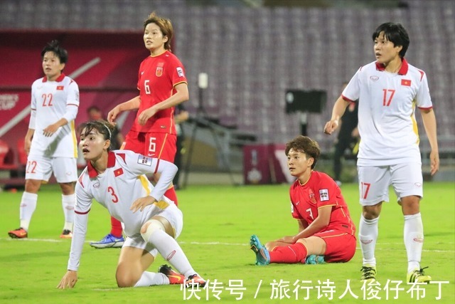 中国女足|官宣!亚洲9冠王首个损失诞生!中国女足“梅西”突然骨折重伤